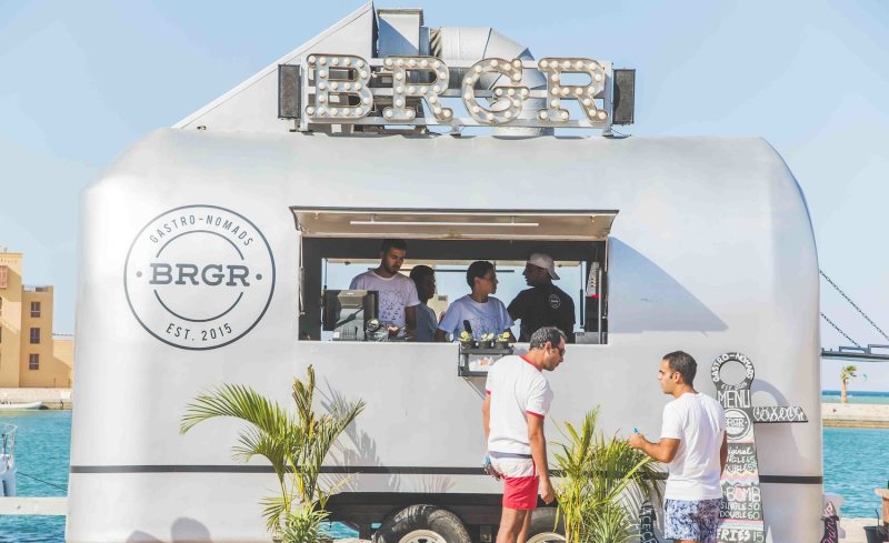 وظائف مطعم Brgr truck بالصيف للطلبة و الخريجين